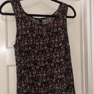 Women’s black and floral tank top